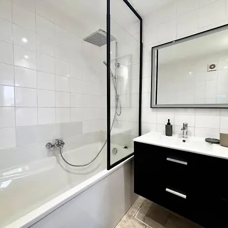 Appartement Casamea - Vieille Ville, 2 Min Plage, Clim *