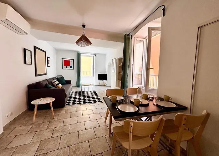 Casamea - Vieille Ville, 2 Min Plage, Clim Apartment